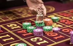 Grey EagleCasino casino presented on mobile device in Pakistan with slots and live games